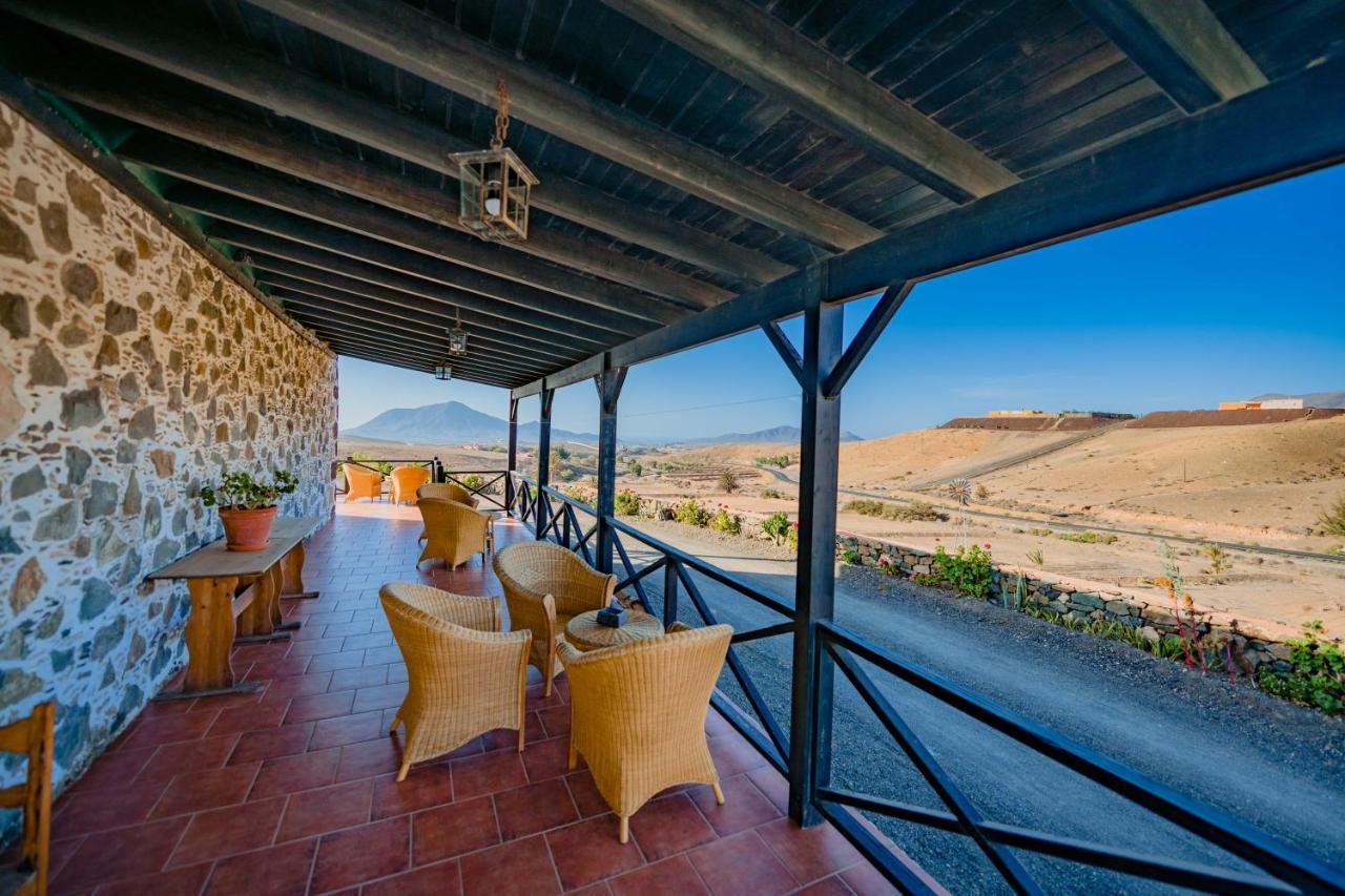 Hotel Rural Huerto Viejo Tesejerague Exterior photo