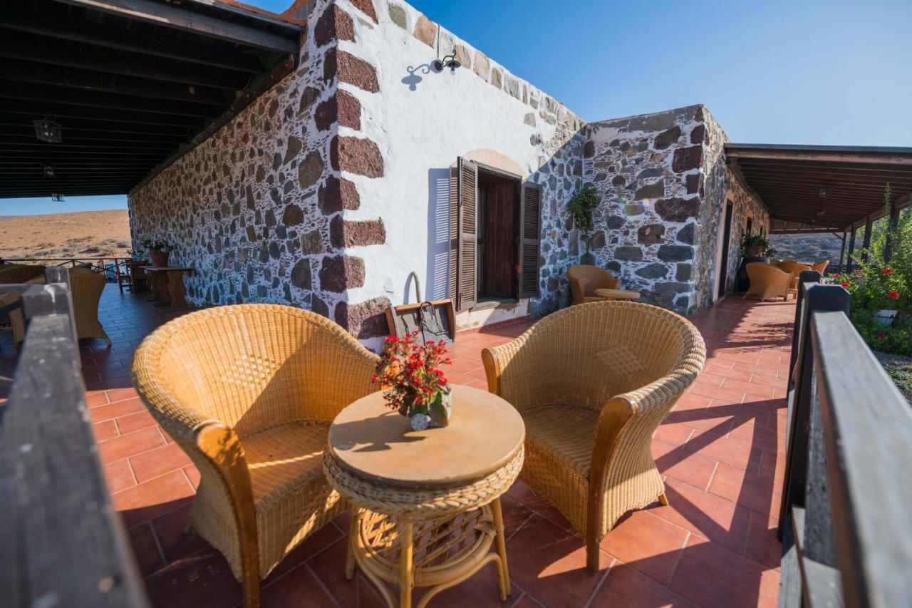 Hotel Rural Huerto Viejo Tesejerague Exterior photo